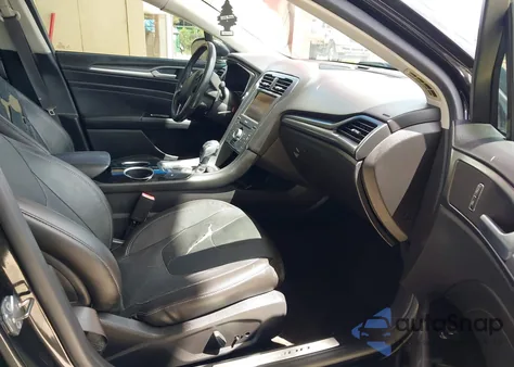 2013 Ford Fusion Hybrid Titanium from USA, damaged, VIN 3FA6P0RU1DR356464